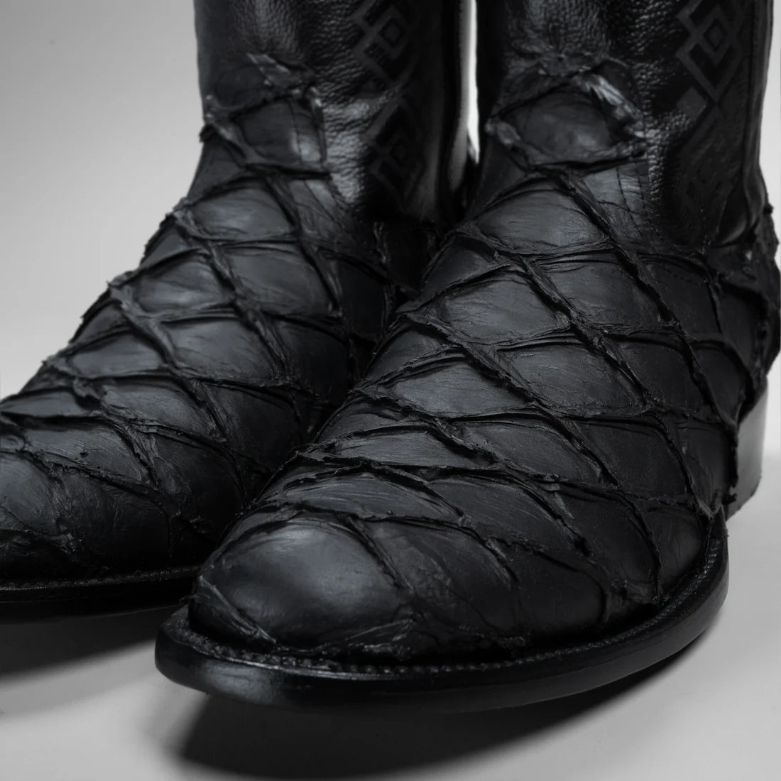 Full Grain Leather Ound Toe Cowboy Boots