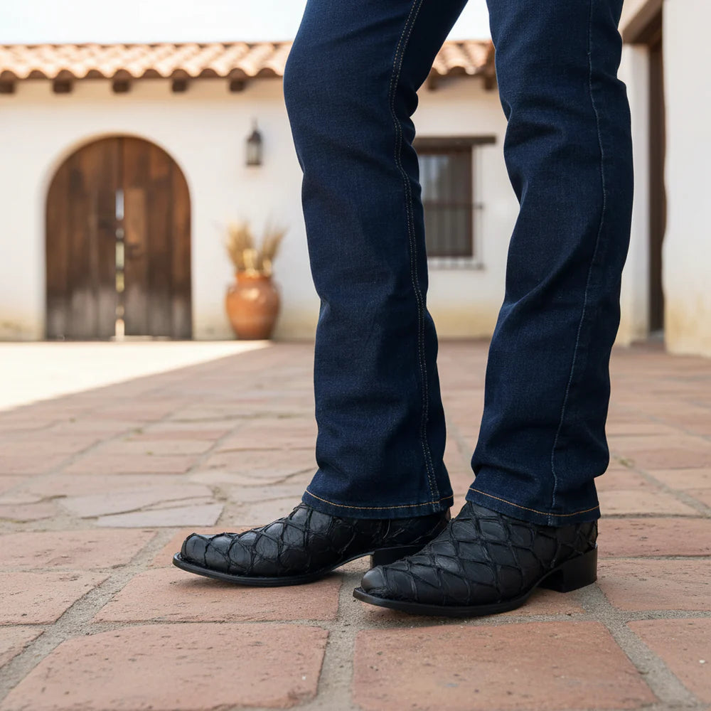Full Grain Leather Ound Toe Cowboy Boots